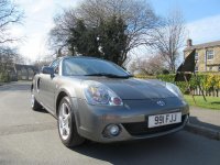 TOYOTA MR2