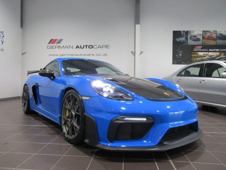 PORSCHE